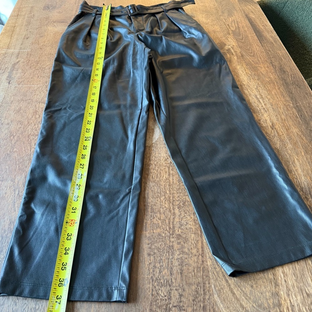 Who What Wear Black Faux Leather Belted Pleated Trousers Size 2 - Picture 5 of 7